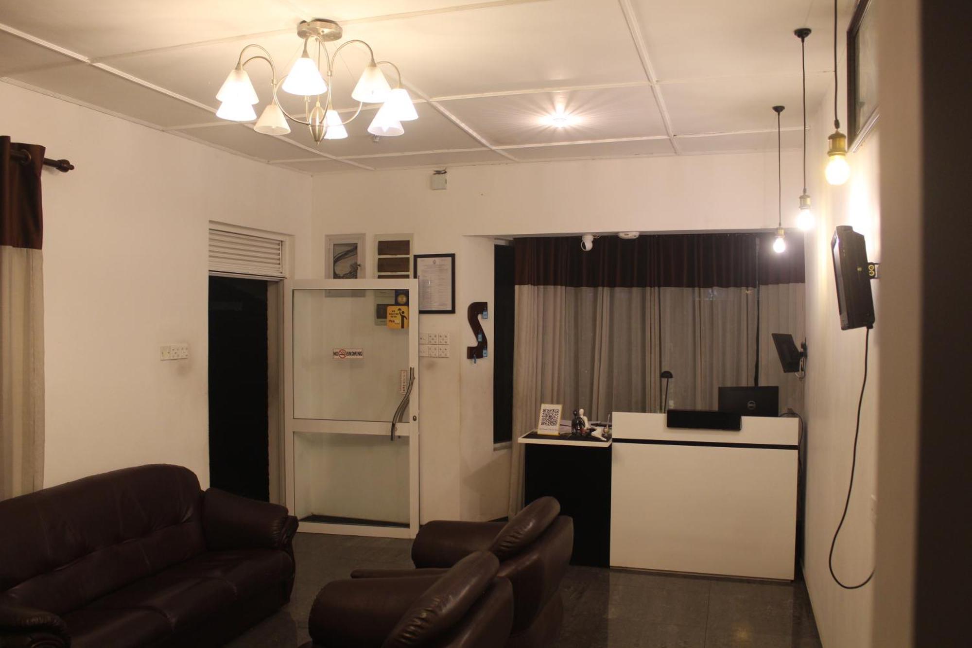 Villaflorence Kadawatha ภายนอก รูปภาพ